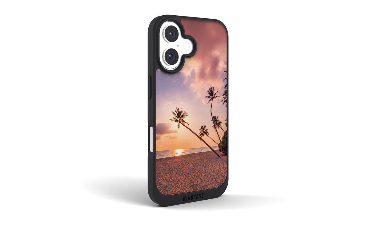 Handyhülle mit Foto von Strand bei Sonnenuntergang mit Palmen, Meer und warmen Farben