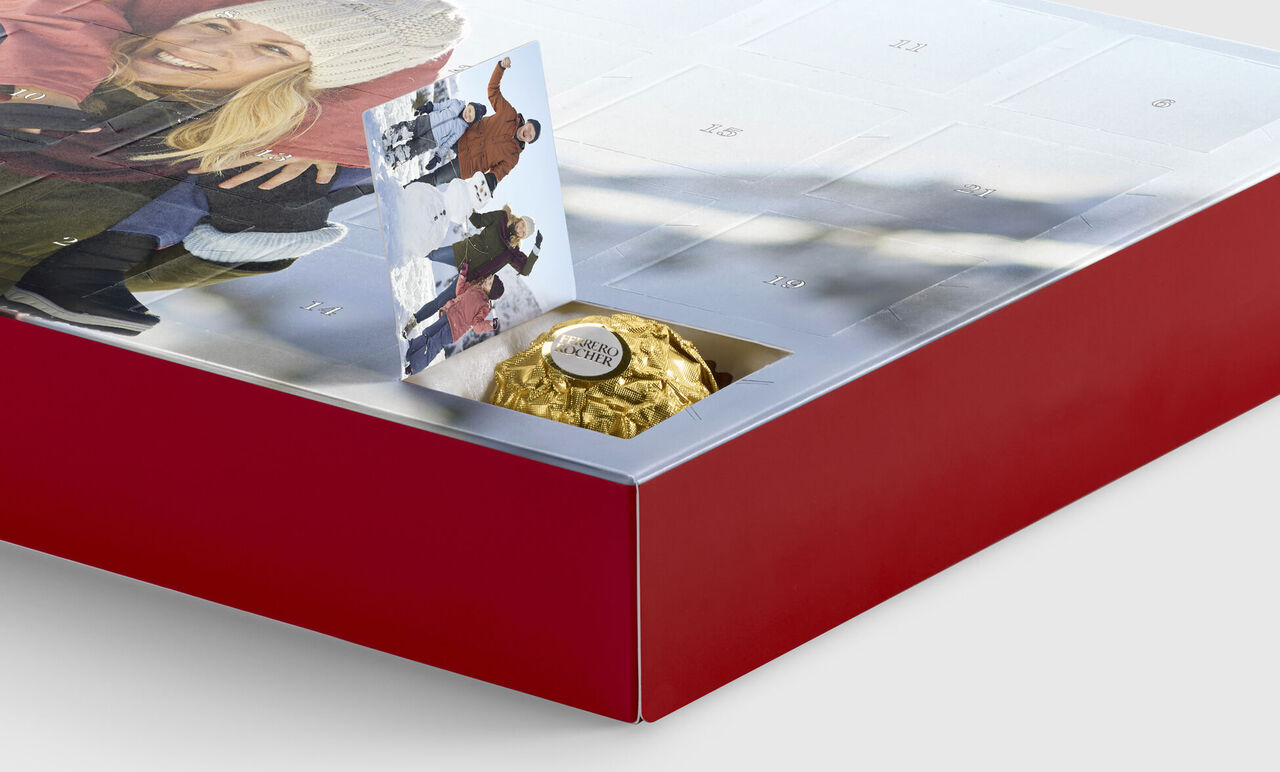 Boîte cadeau Ferrero Rocher de chocolats aux noisettes fins 300g, 24 pièces  